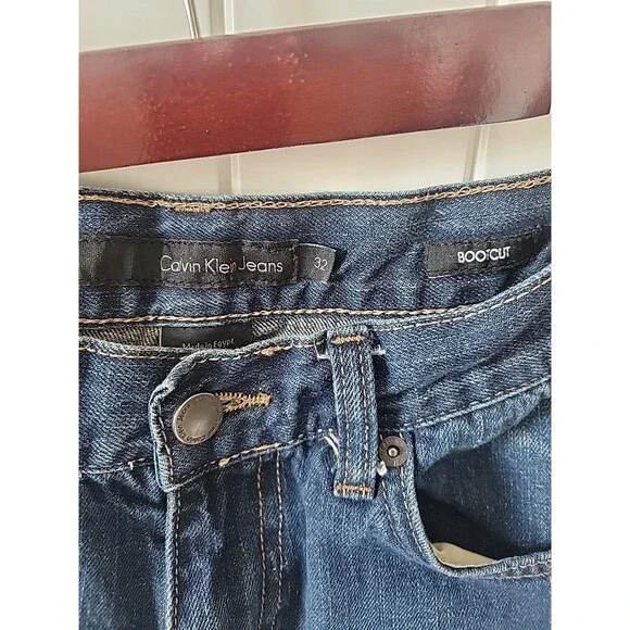 Calvin Klein Mens Jeans 32 X 39 Blue Denim Cotton 5-Pocket Zip Fly Bootcut Jeans - Picture 2 of 13